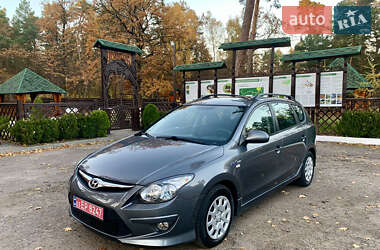 Універсал Hyundai i30 2010 в Луцьку