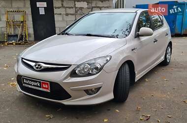 Хетчбек Hyundai i30 2011 в Києві