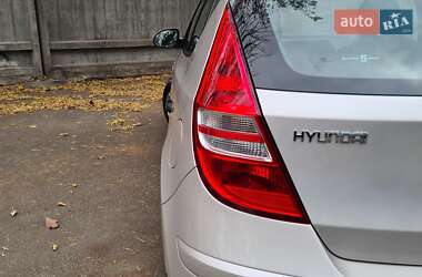 Хэтчбек Hyundai i30 2011 в Киеве