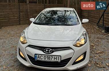 Хэтчбек Hyundai i30 2014 в Луцке