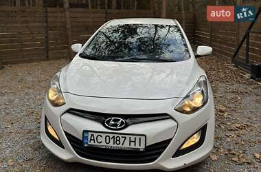 Хэтчбек Hyundai i30 2014 в Луцке