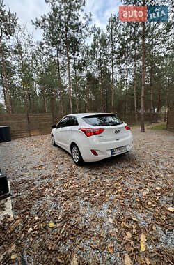 Хэтчбек Hyundai i30 2014 в Луцке