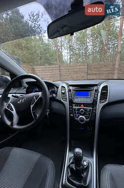 Хэтчбек Hyundai i30 2014 в Луцке