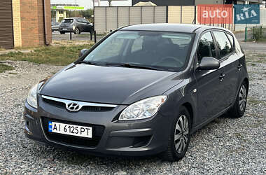 Хэтчбек Hyundai i30 2008 в Белой Церкви