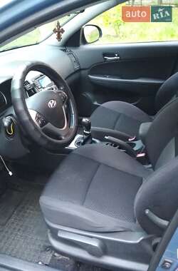 Универсал Hyundai i30 2011 в 