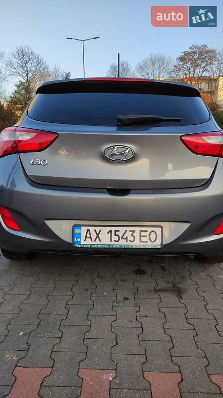Хэтчбек Hyundai i30 2013 в Львове