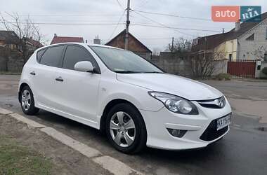 Хетчбек Hyundai i30 2011 в Житомирі