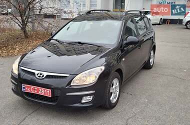 Универсал Hyundai i30 2009 в Киеве