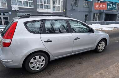 Универсал Hyundai i30 2008 в Чернигове