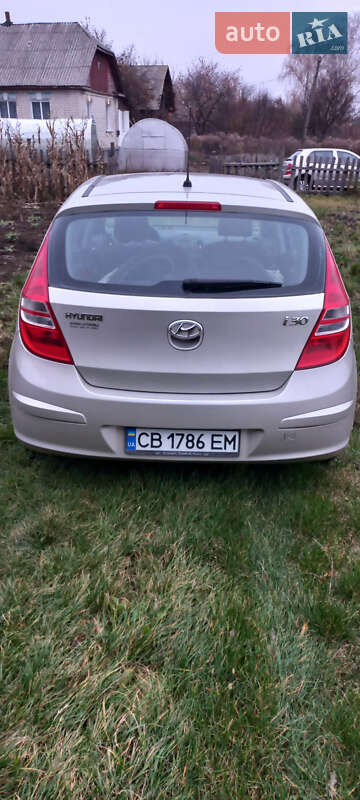 Хетчбек Hyundai i30 2007 в Мені