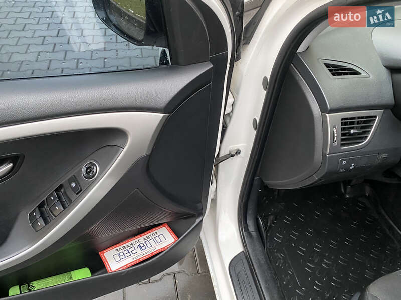 Хэтчбек Hyundai i30 2013 в Киеве