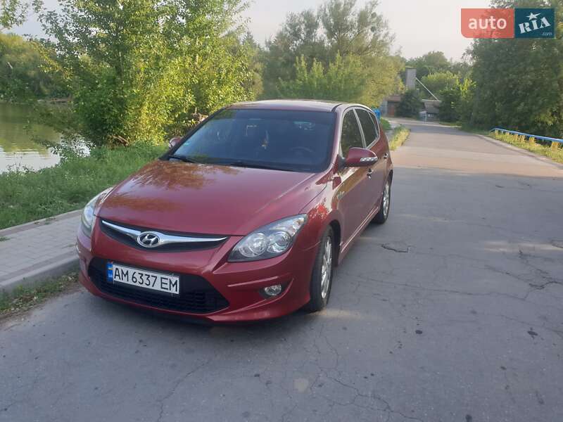 Hyundai i30 2011
