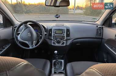 Универсал Hyundai i30 2008 в Кривом Роге