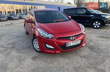 Хэтчбек Hyundai i30 2012 в Кропивницком