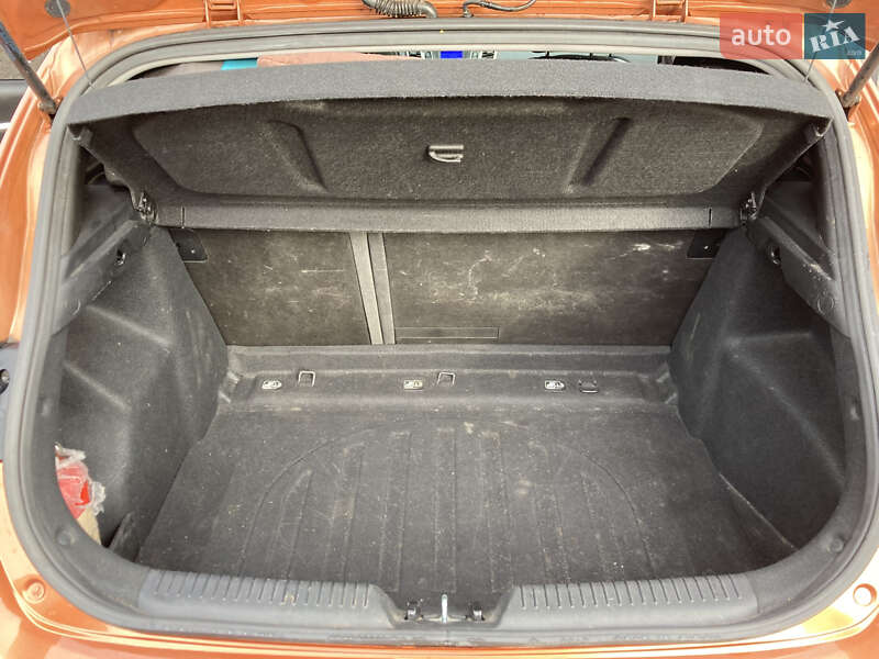Хэтчбек Hyundai i30 2016 в Киеве