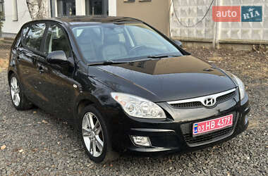 Хетчбек Hyundai i30 2008 в Луцьку