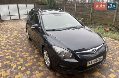 Универсал Hyundai i30 2010 в 