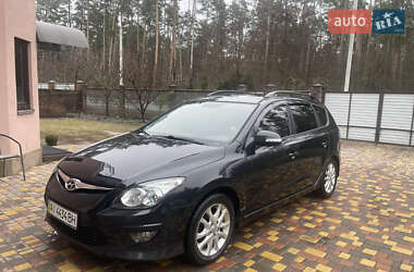 Универсал Hyundai i30 2010 в 