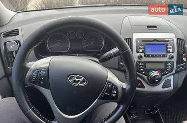 Універсал Hyundai i30 2009 в 