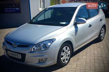 Хэтчбек Hyundai i30 2008 в Львове