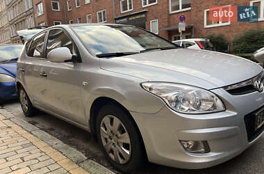 Хэтчбек Hyundai i30 2008 в Львове