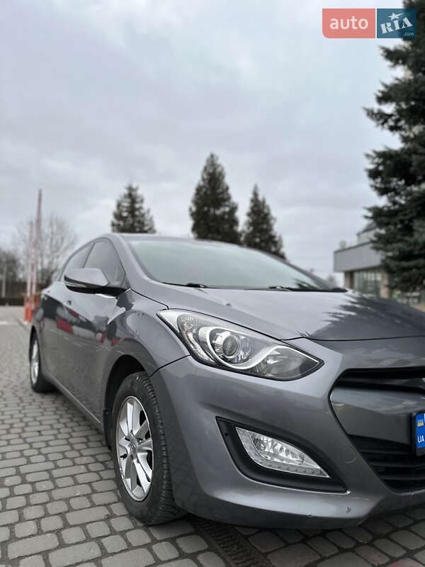Хетчбек Hyundai i30 2012 в Львові