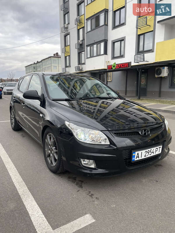 Хэтчбек Hyundai i30 2008 в Борисполе