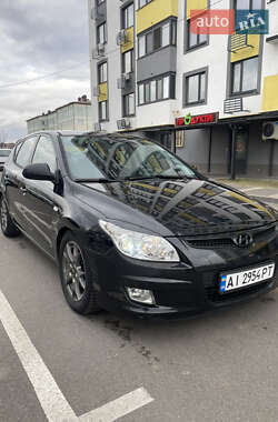 Хэтчбек Hyundai i30 2008 в 