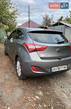 Хэтчбек Hyundai i30 2013 в 