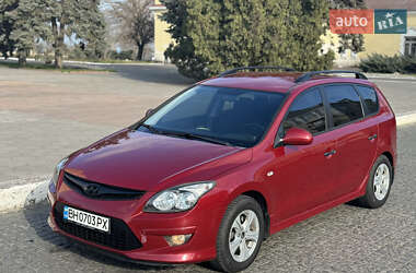 Универсал Hyundai i30 2011 в Одессе