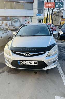 Хэтчбек Hyundai i30 2011 в Харькове