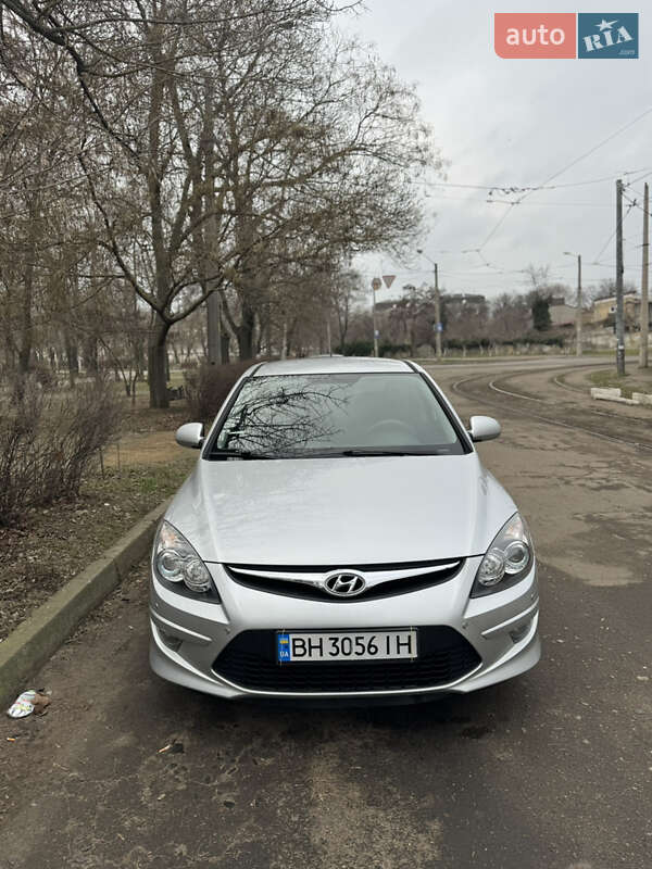 Хетчбек Hyundai i30 2011 в Одесі