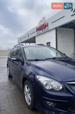 Универсал Hyundai i30 2010 в 