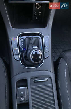 Хетчбек Hyundai i30 2019 в 