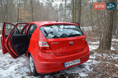 Хэтчбек Hyundai i30 2008 в 