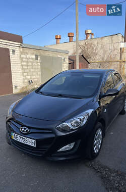 Хетчбек Hyundai i30 2013 в Дніпрі