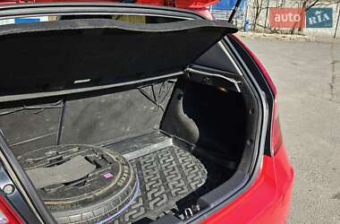 Хэтчбек Hyundai i30 2010 в 