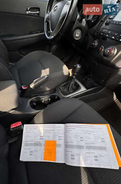 Універсал Hyundai i30 2009 в 