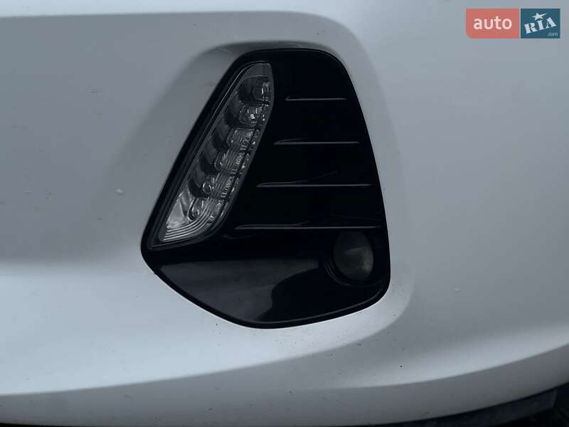 Універсал Hyundai i30 2017 в Ужгороді