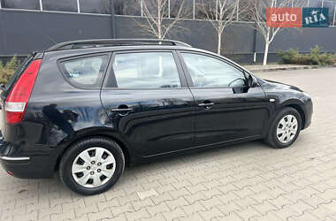 Универсал Hyundai i30 2009 в 