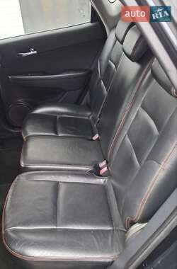 Хэтчбек Hyundai i30 2010 в 