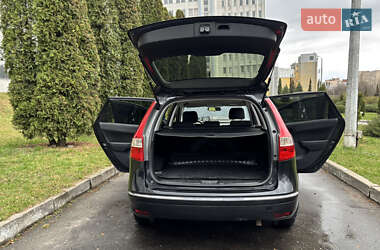 Універсал Hyundai i30 2010 в 