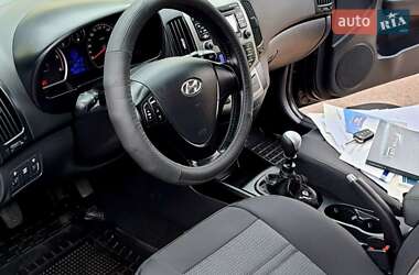 Хетчбек Hyundai i30 2008 в 