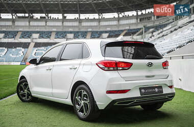 Хэтчбек Hyundai i30 2022 в 