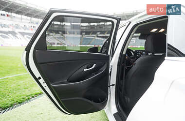 Хэтчбек Hyundai i30 2022 в 