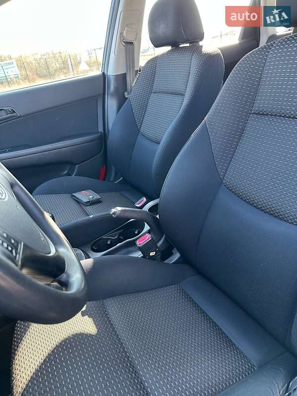 Універсал Hyundai i30 2008 в Рівному