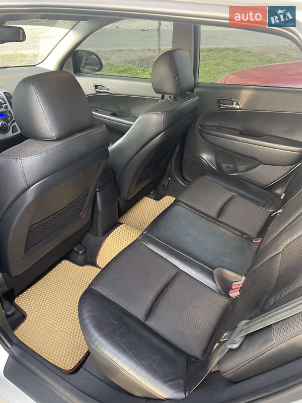 Універсал Hyundai i30 2008 в Києві