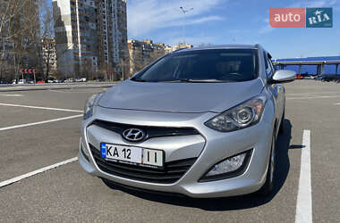 Универсал Hyundai i30 2013 в 