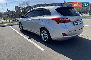 Универсал Hyundai i30 2013 в 