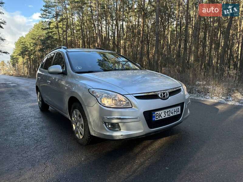 Універсал Hyundai i30 2008 в 